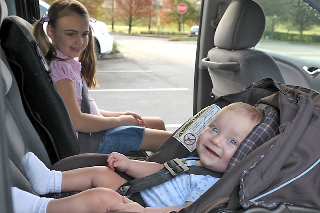 sister_baby carseat booster